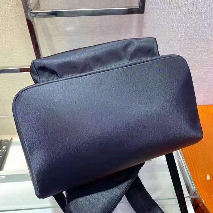 大人気☆PRADA☆シンプル バックパック☆