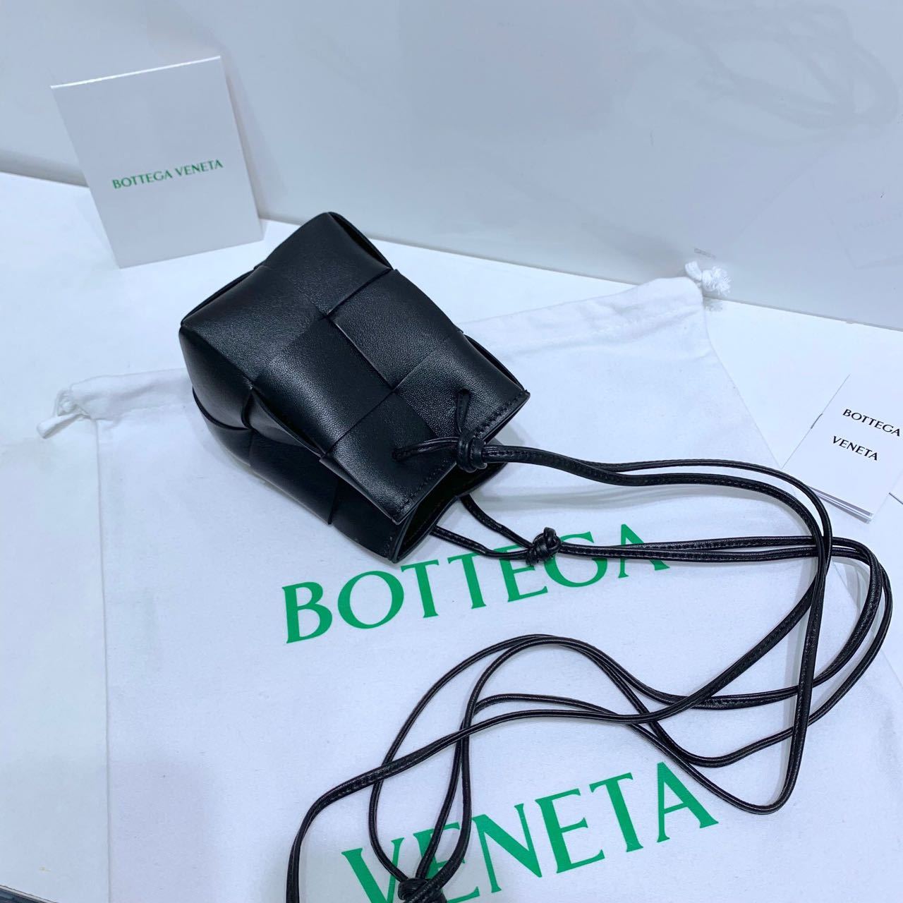 BOTTEGA VENETA カセット