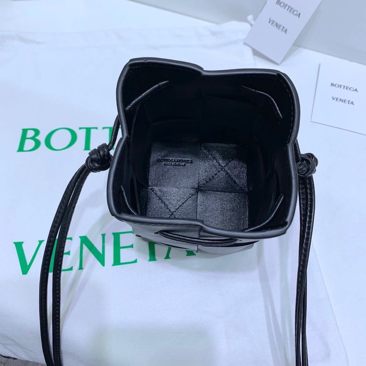 BOTTEGA VENETA カセット
