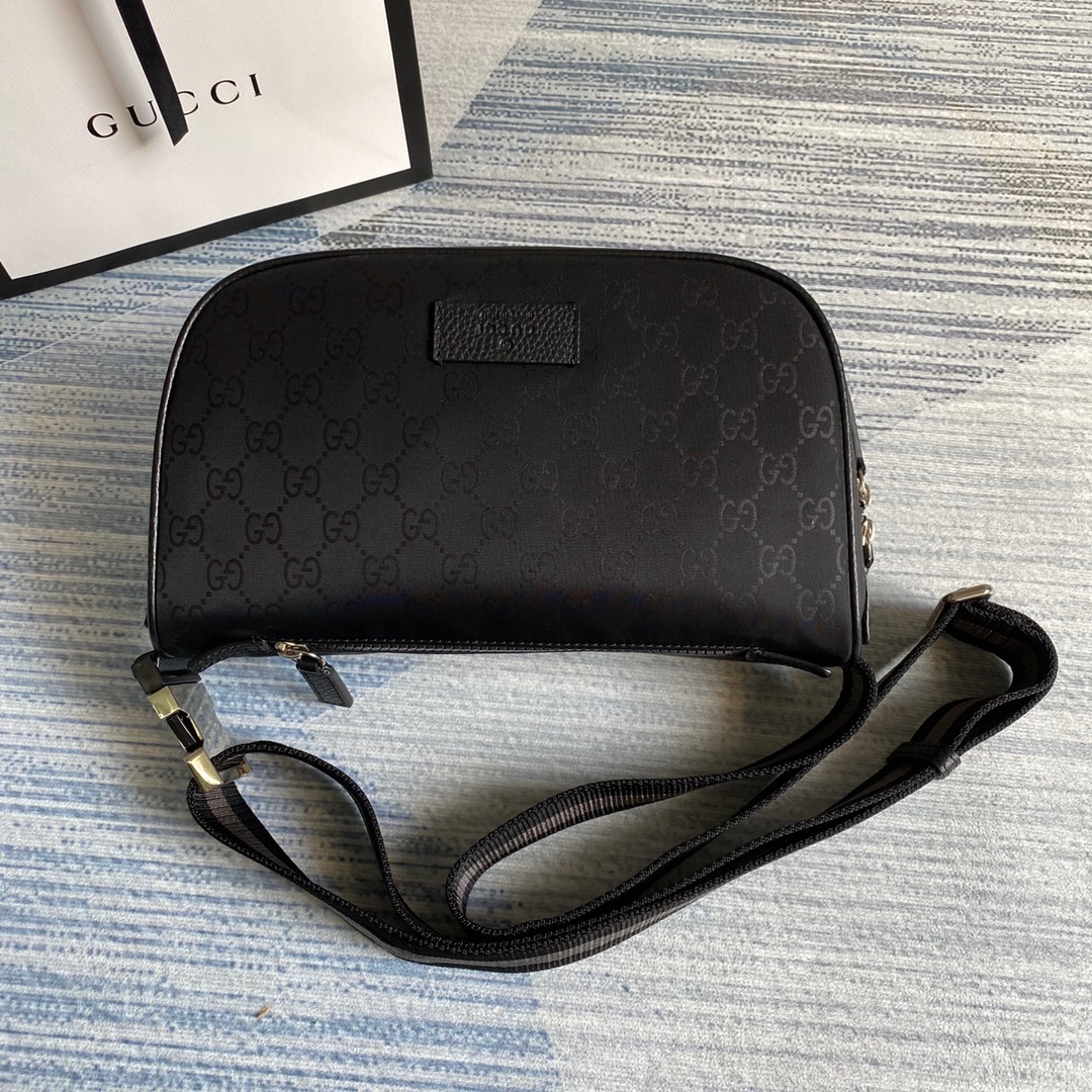 GUCCI■丈夫なGGナイロン ウエストバッグ