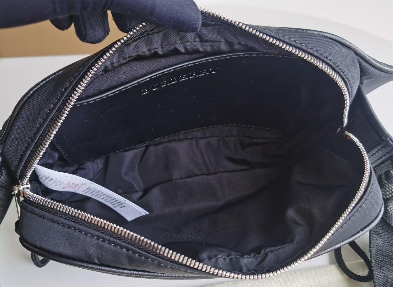 BURBERRY ショルダーバッグ