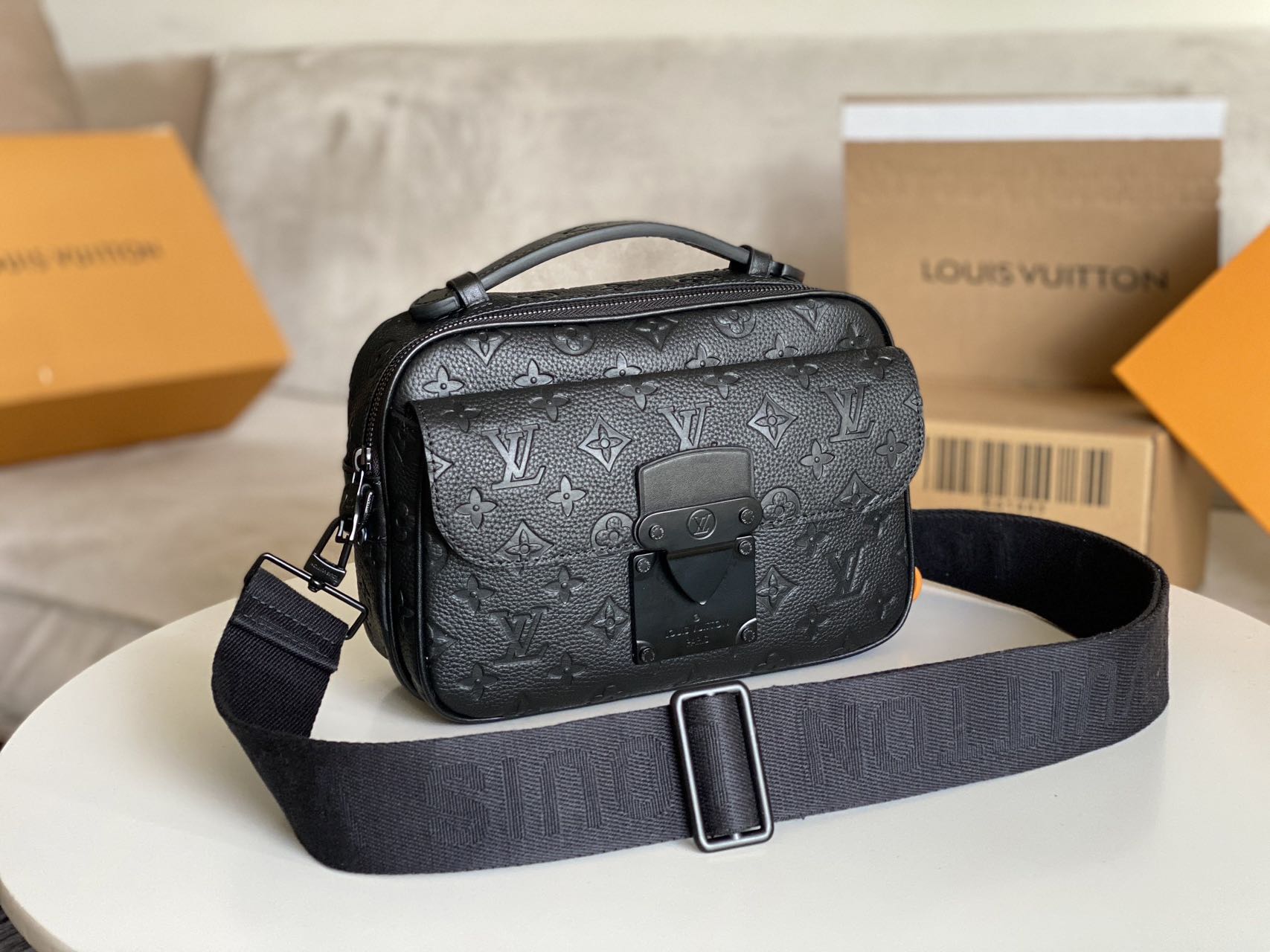 Louis vuitton◆ミニ ショルダーバッグ◆ ブルー レザー 黒 メッセンジャー