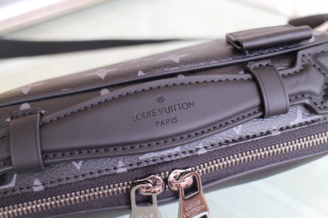 ★大人気完売　M42906　Louis Vuitton　バムバッグ★