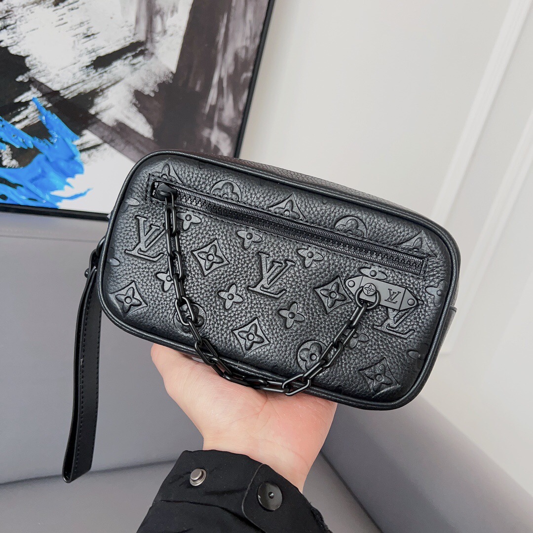 ☆LV☆入手困難☆お洒落POCHETTE VOLGA☆クラッチBAG&ポーチ☆