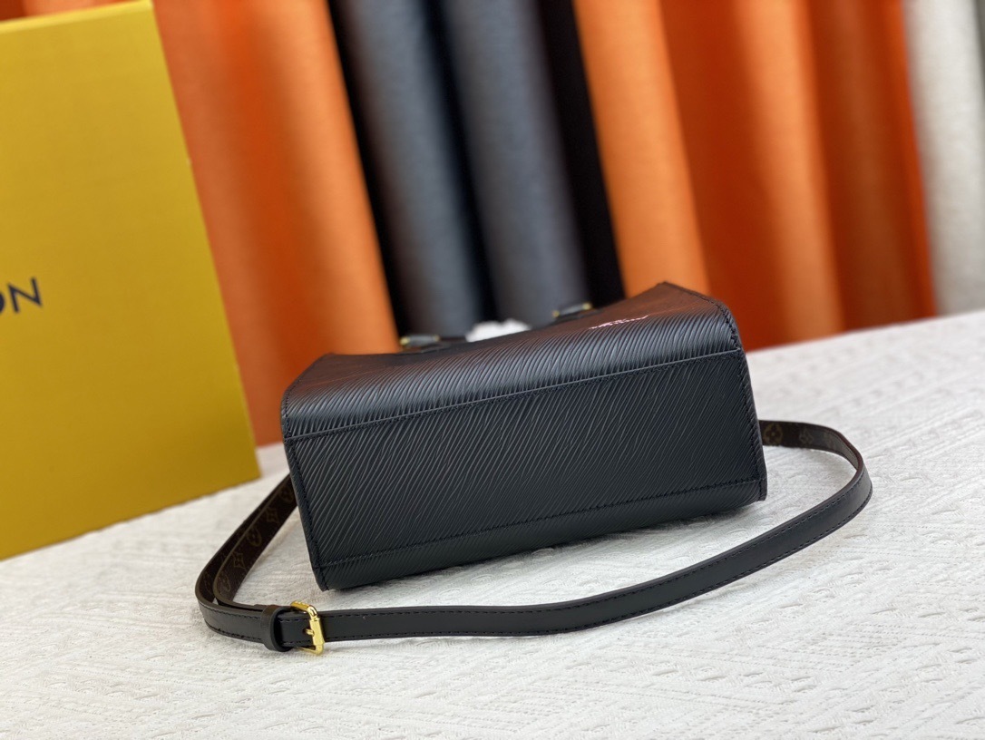 Louis Vuitton サックプラBB エピ ショルダートートハンドバッグ