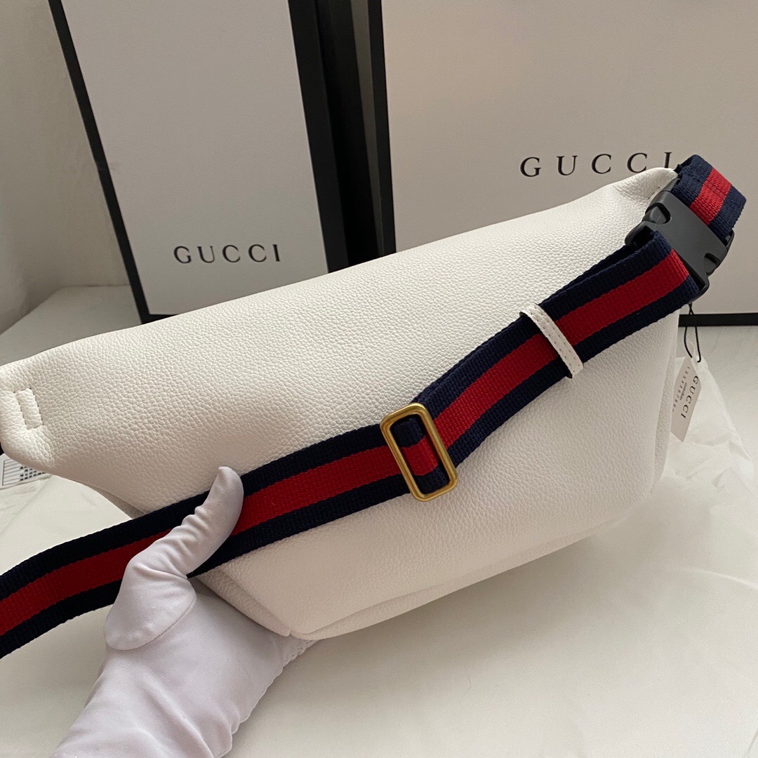 【GUCCI】グッチ レトロ ロゴ レザー ベルトバッグ