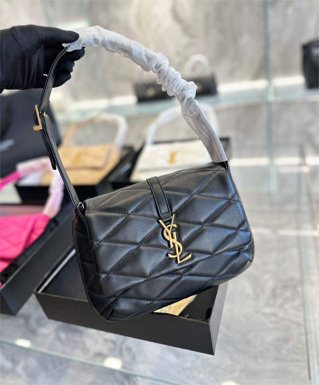YSL イヴ サンローラン ショルダーバッグ