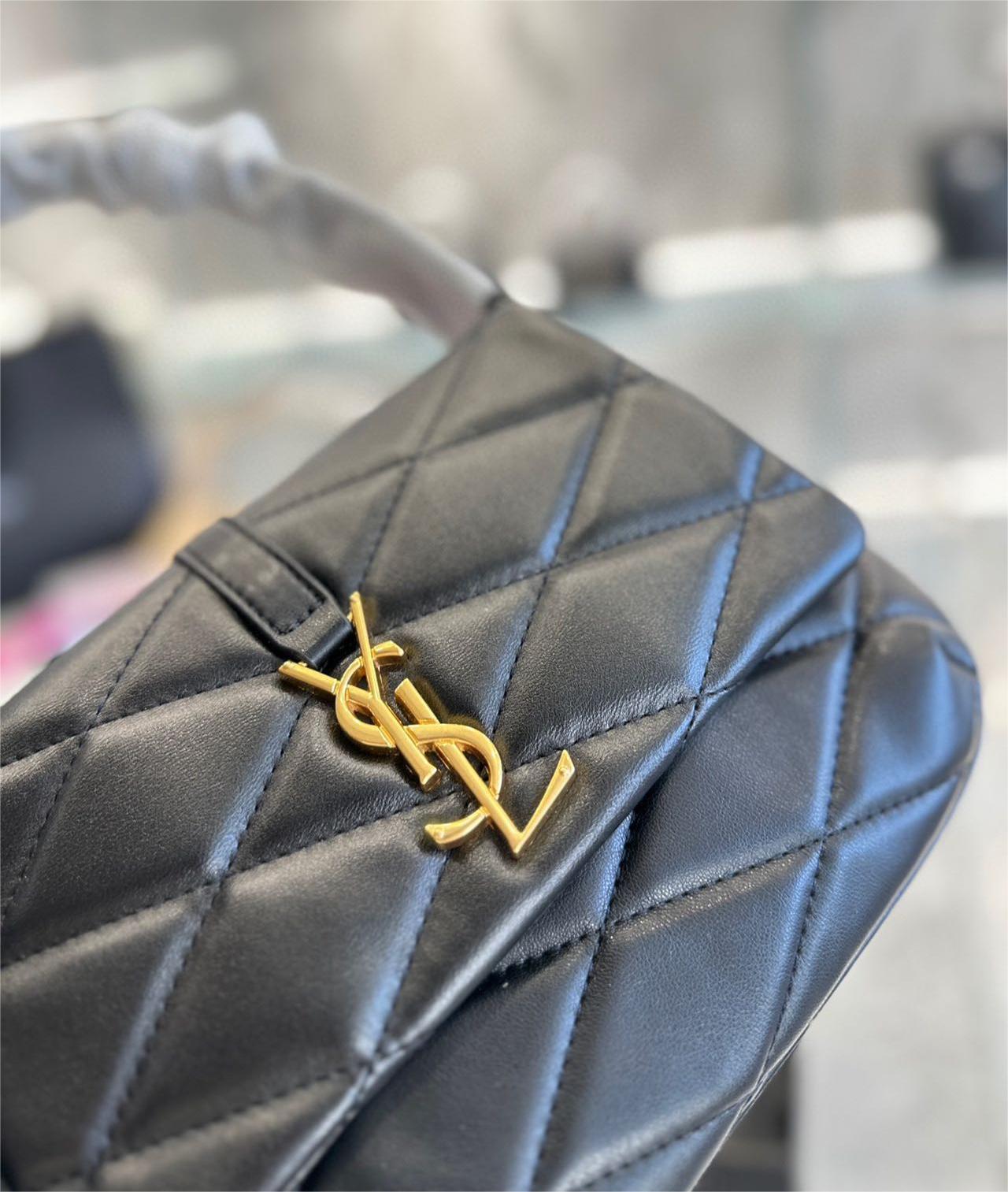 YSL イヴ サンローラン ショルダーバッグ