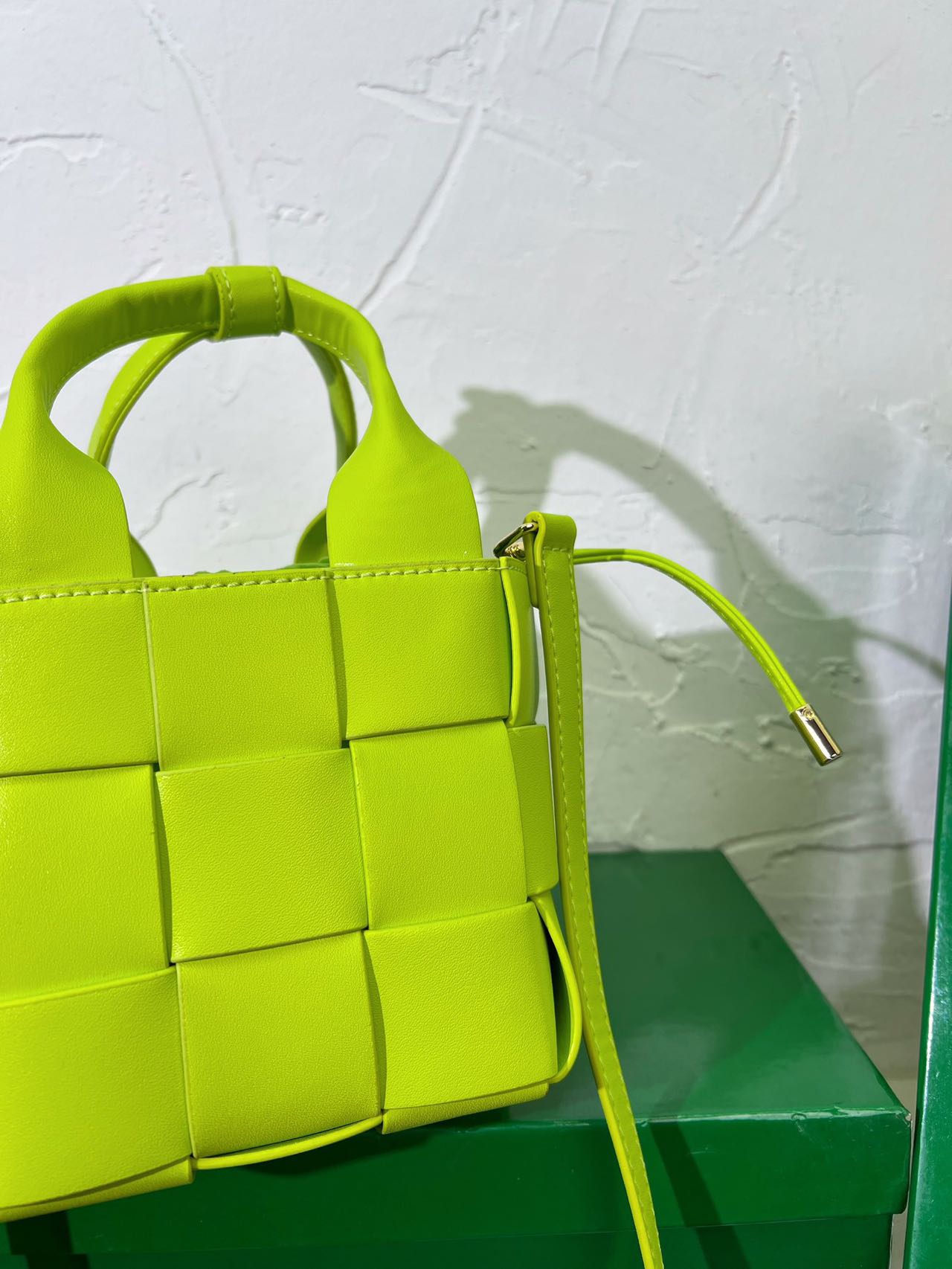 BOTTEGA VENETA  ミニ ショルダーバッグ