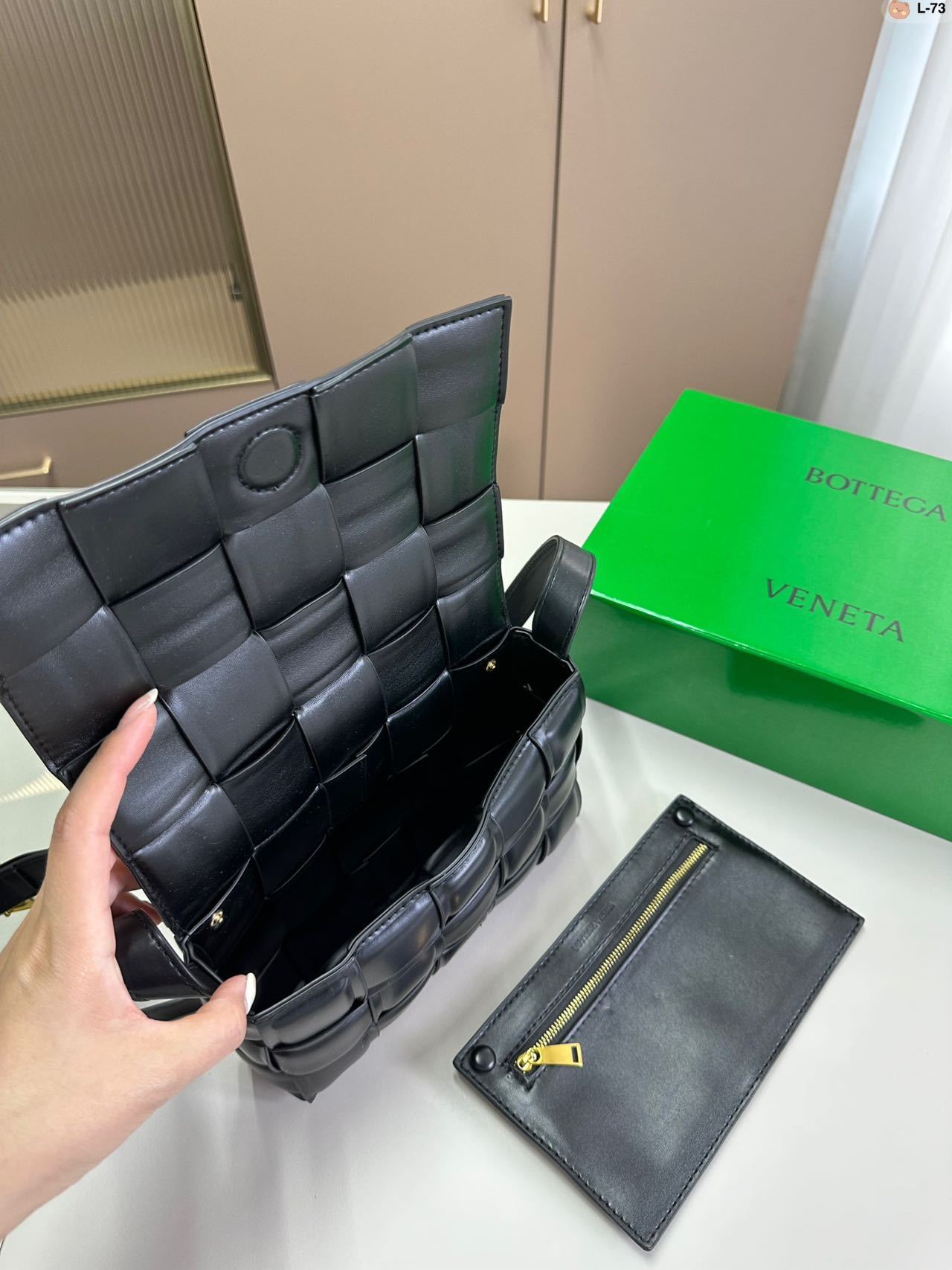 BOTTEGA VENETA ショルダーバッグ