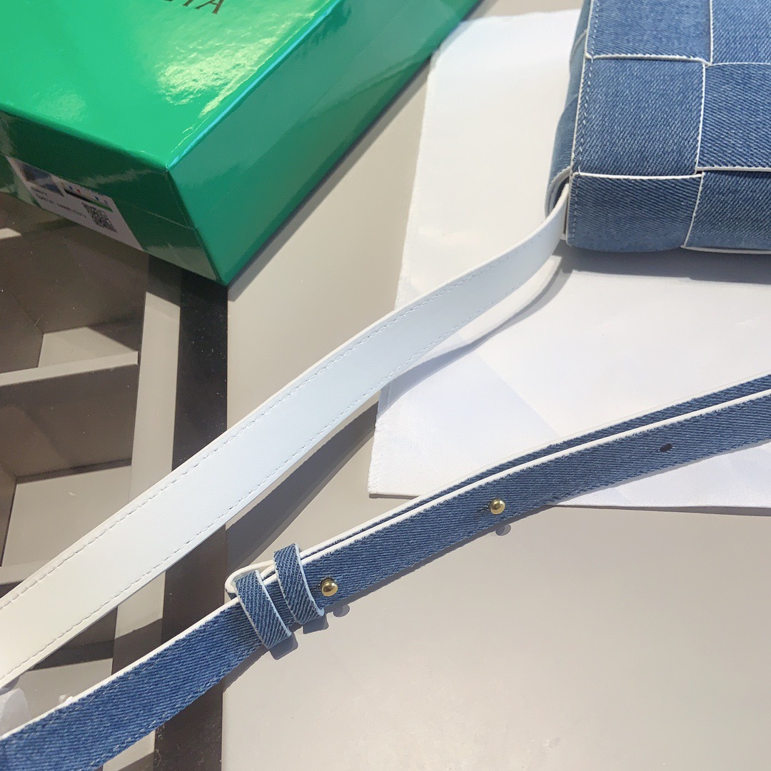 BOTTEGA VENETA ショルダーバッグ