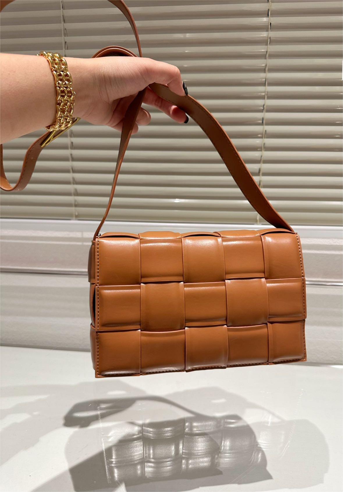 BOTTEGA VENETA ショルダーバッグ