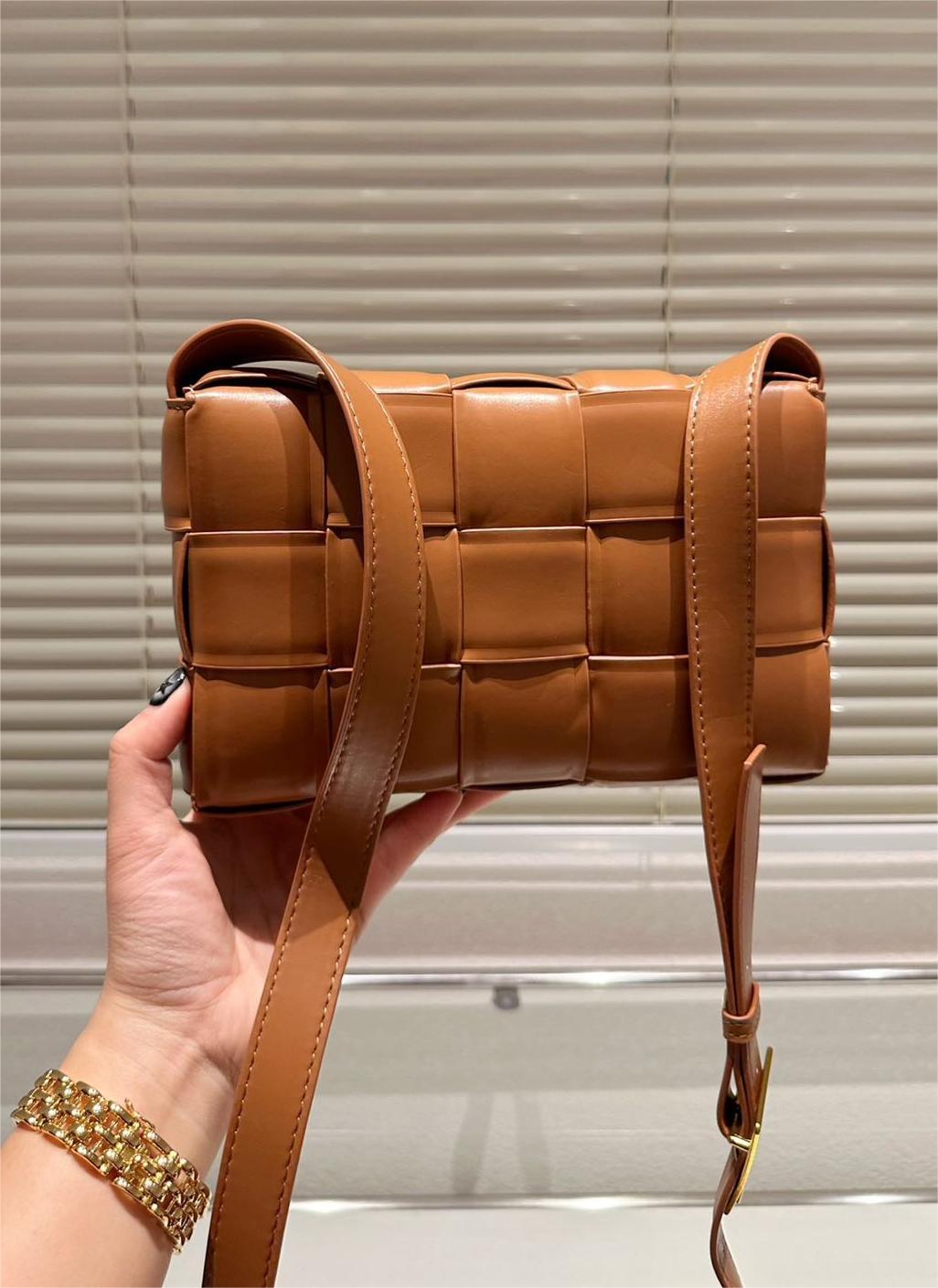 BOTTEGA VENETA ショルダーバッグ