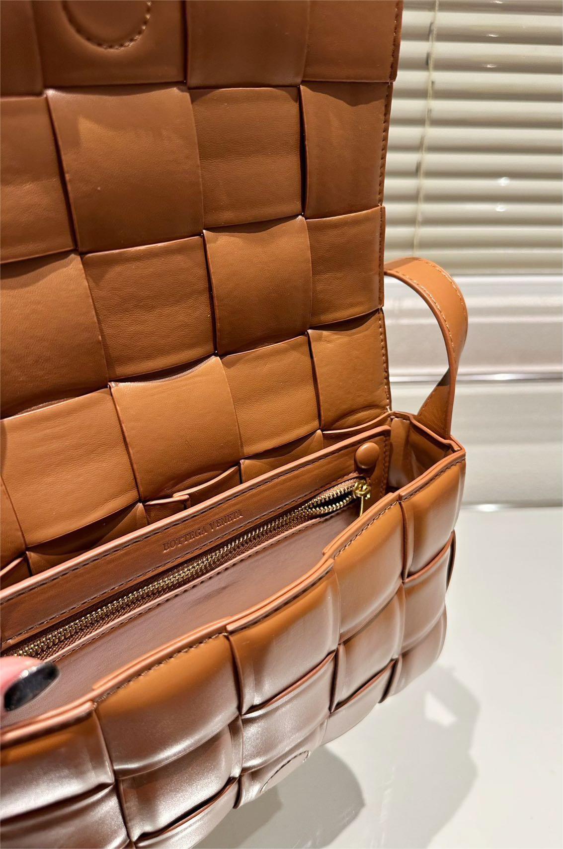 BOTTEGA VENETA ショルダーバッグ