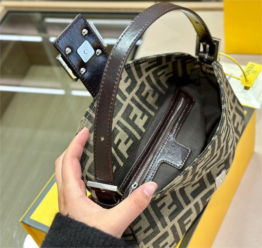 FENDI★バゲットバッグ