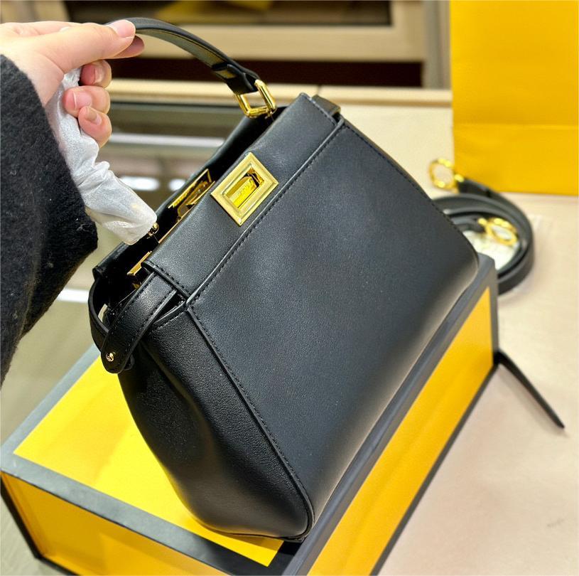 FENDI  PEEKABOO ハンドバッグ