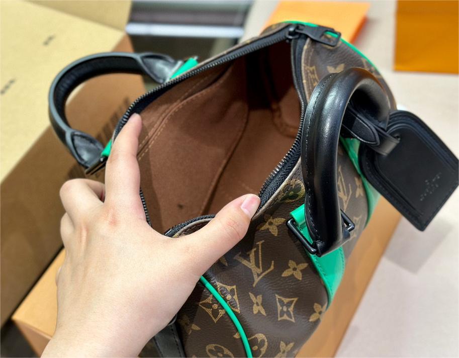 ★Louis Vuitton★ ショルダーバッグ25cm