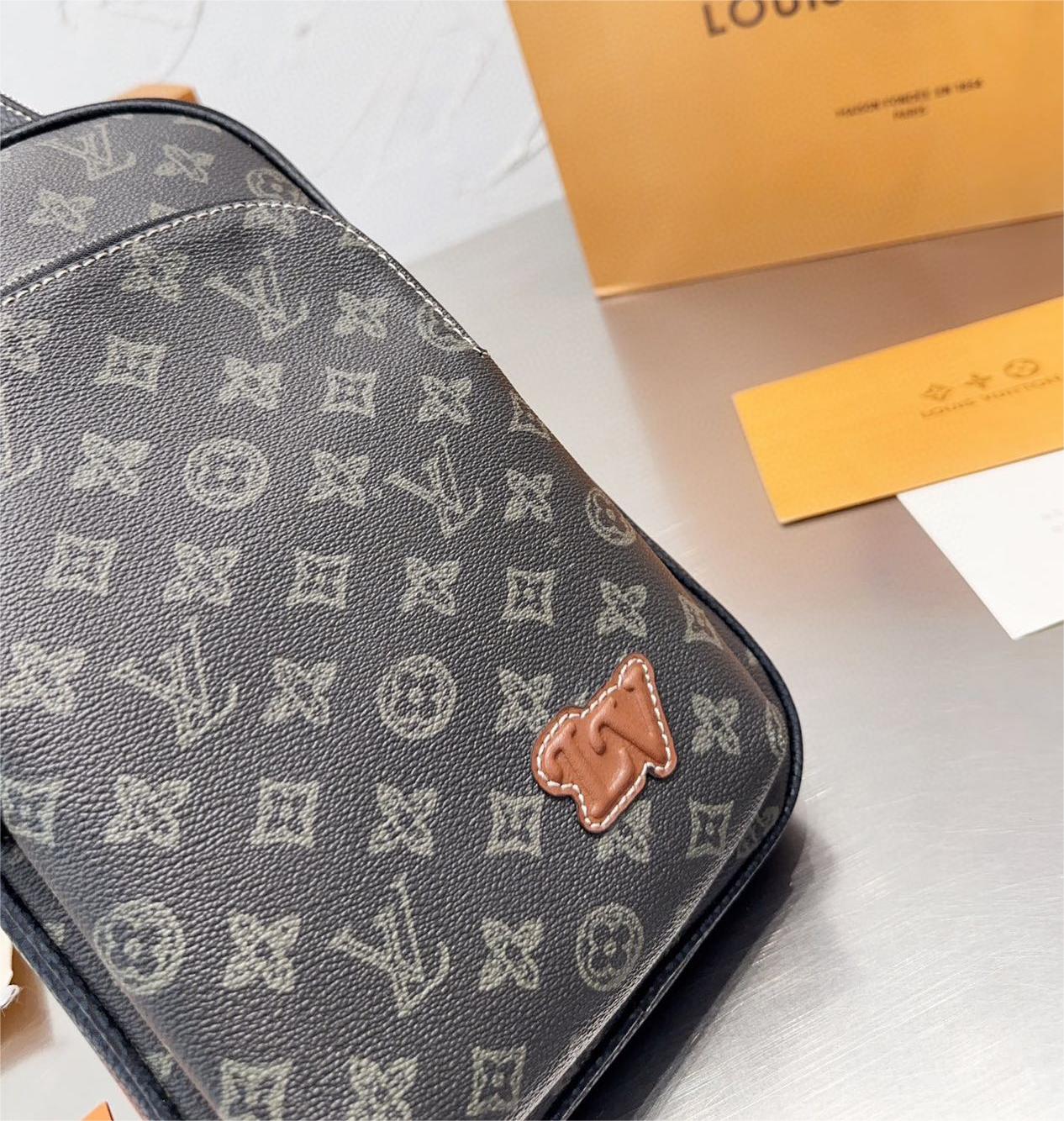 ★Louis Vuitton★ avenueショルダーバッグ