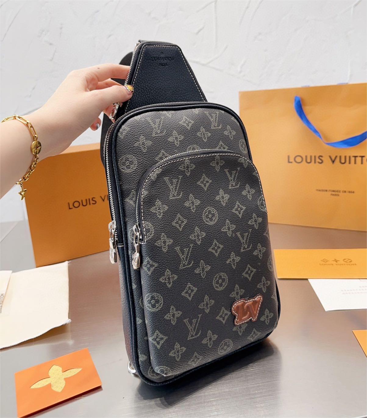 ★Louis Vuitton★ avenueショルダーバッグ
