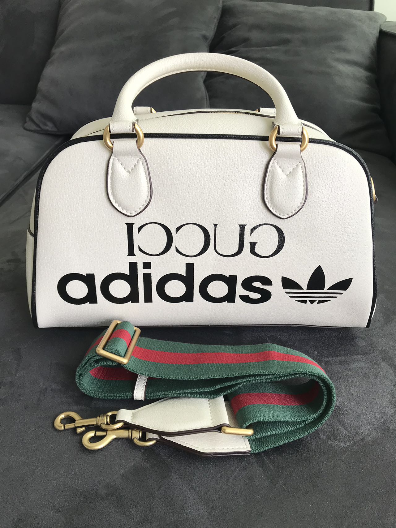 adidas x Gucci ミニ ダッフルバッグ