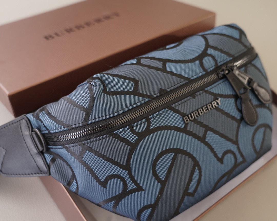 Burberry バムバッグ ショルダーバッグ