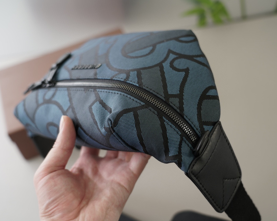 Burberry バムバッグ ショルダーバッグ