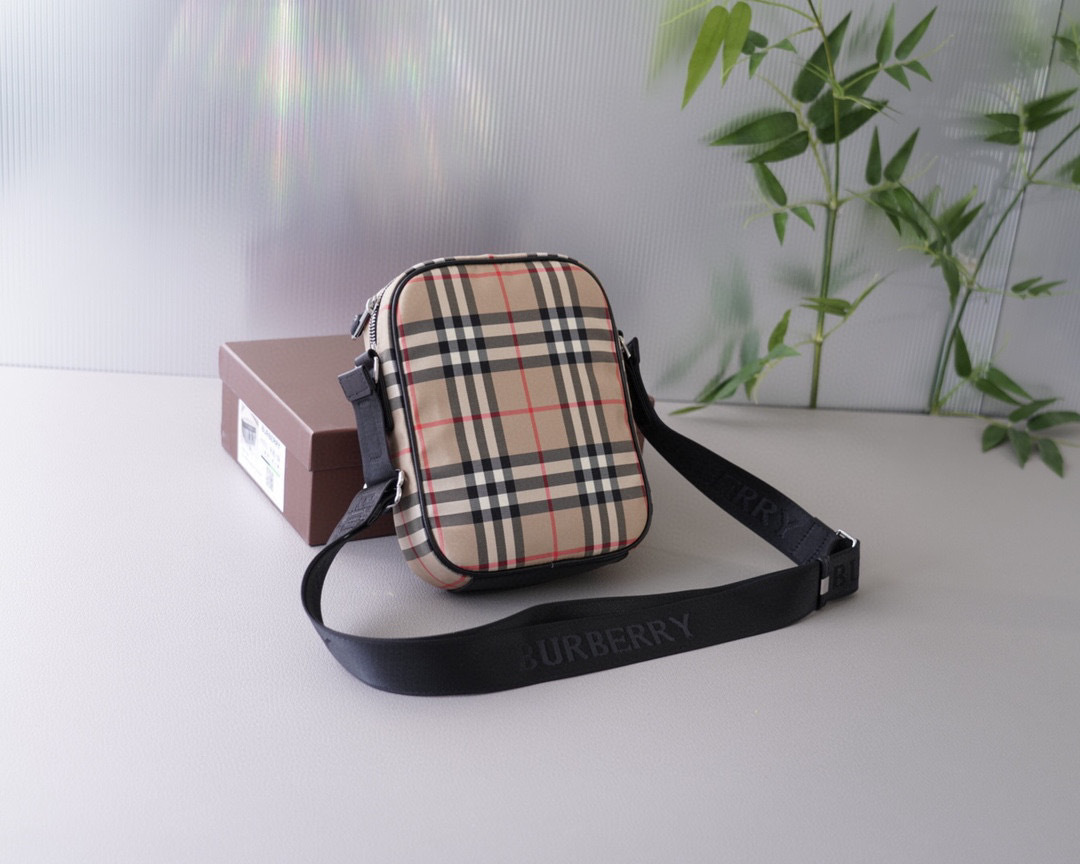 Burberry ヴィンテージチェック ショルダーバッグ ロゴ