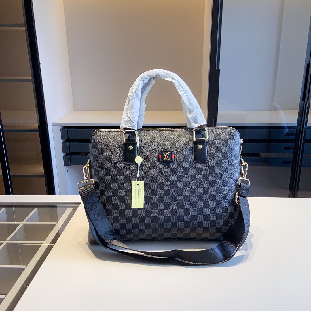 ★Louis Vuitton★メンズ ショルダーバッグ