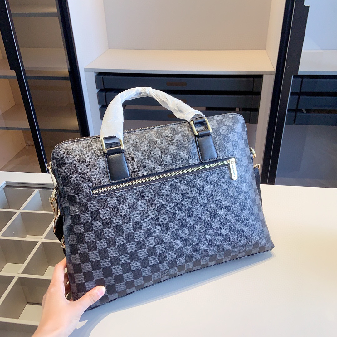 ★Louis Vuitton★メンズ ショルダーバッグ