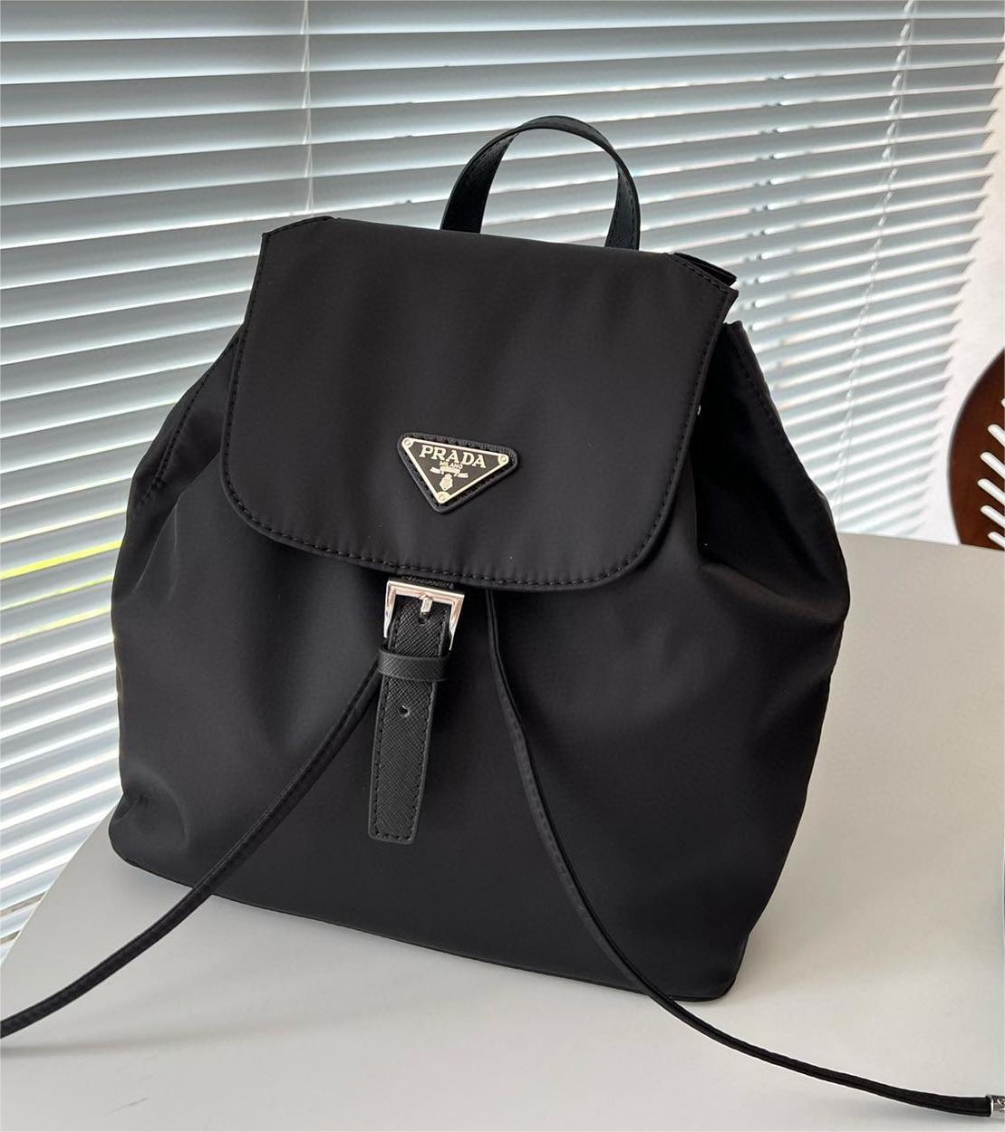 ☆PRADA☆ナイロン バックパック