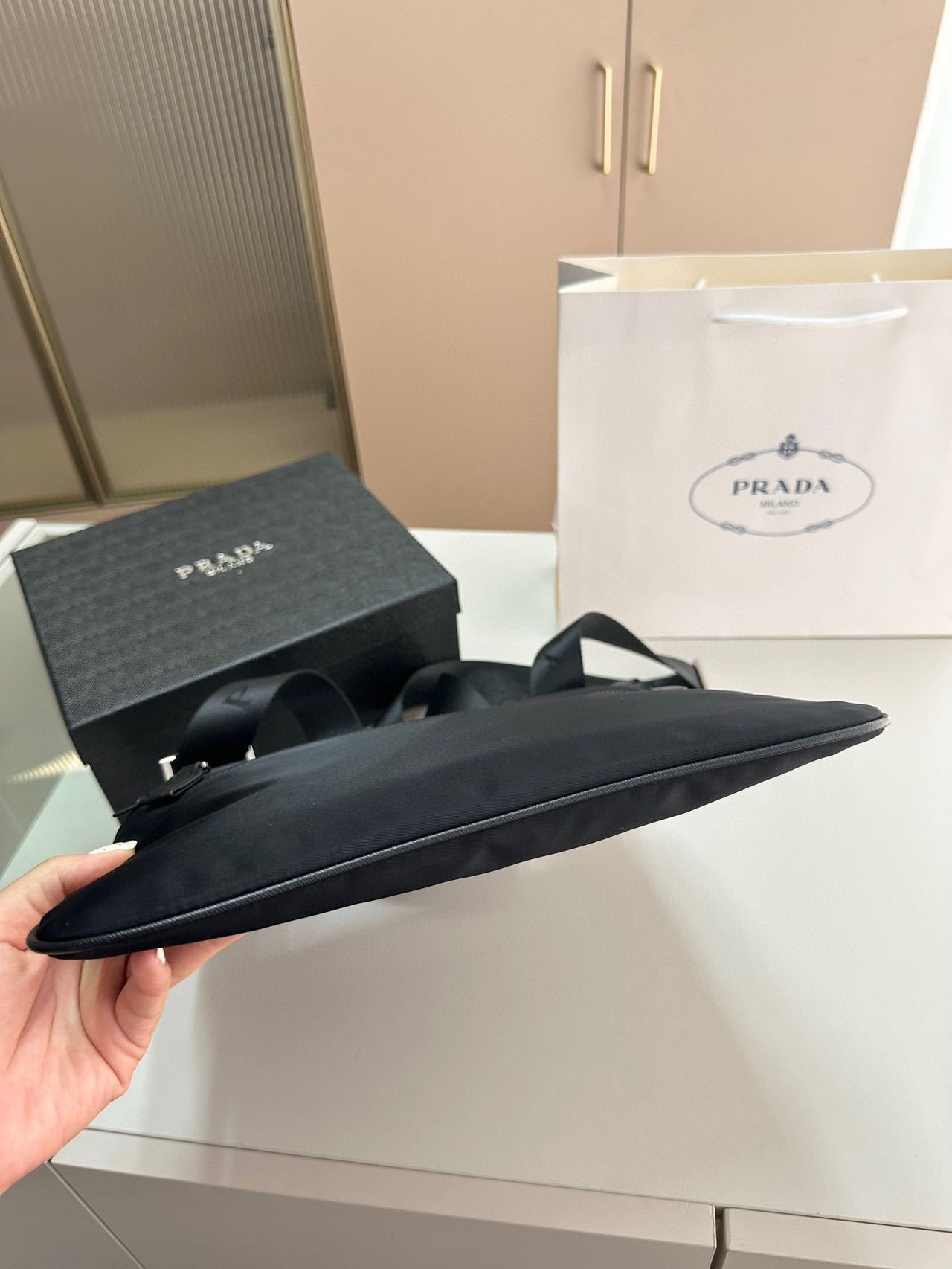 ☆PRADA プラダ ナイロン ショルダーバッグ