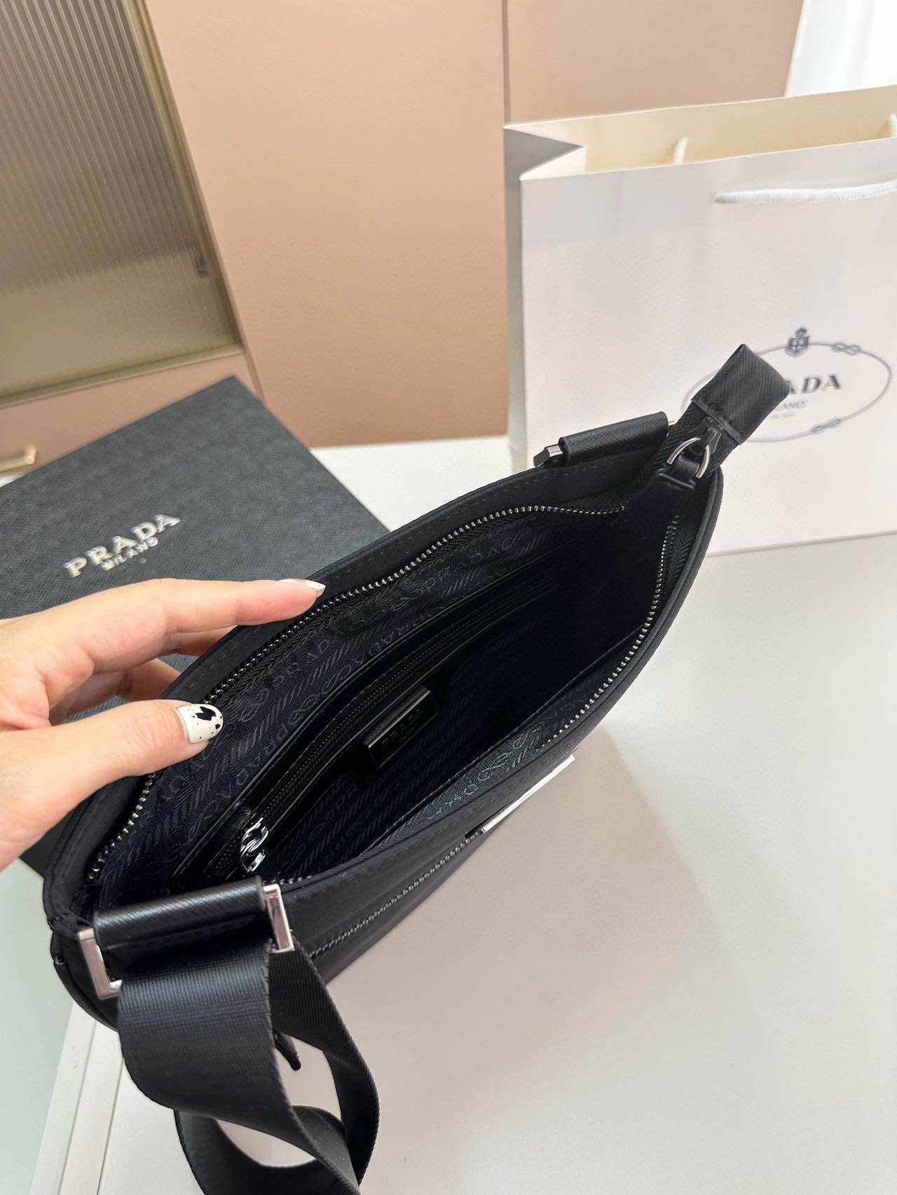 ☆PRADA プラダ ナイロン ショルダーバッグ