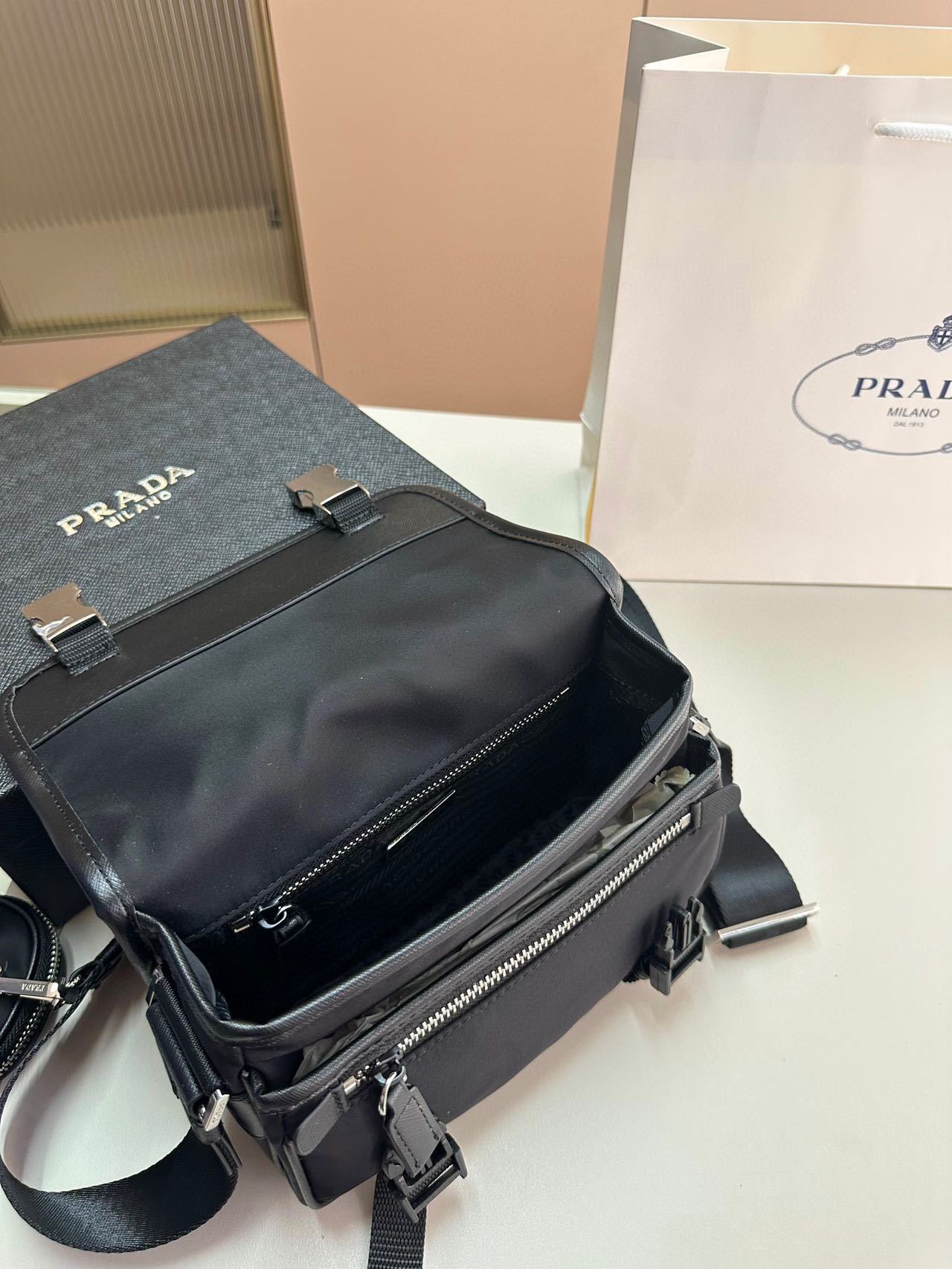 ☆PRADA プラダ ナイロン ショルダーバッグ