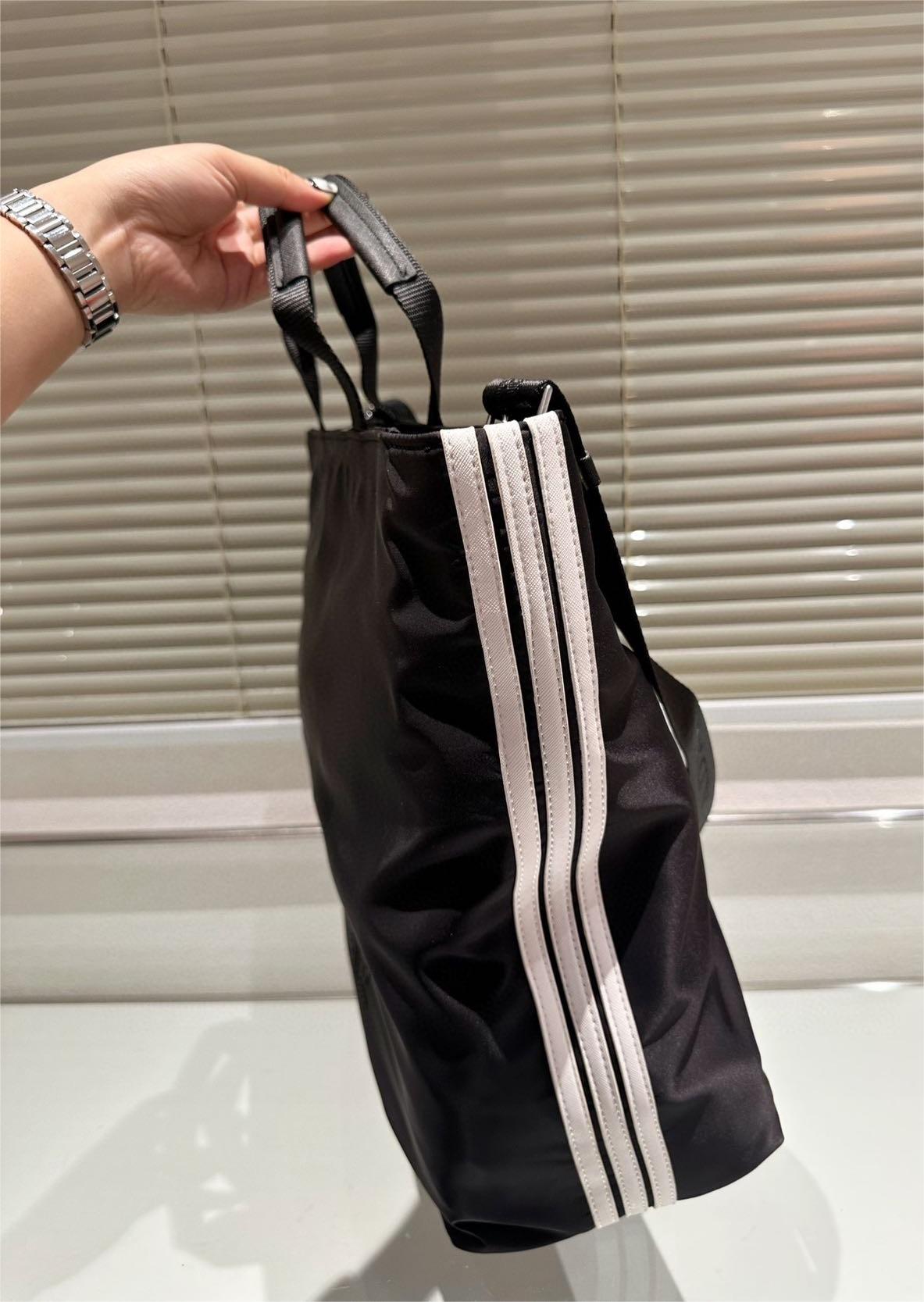 PRADA×Adidas  2wayトートバッグ