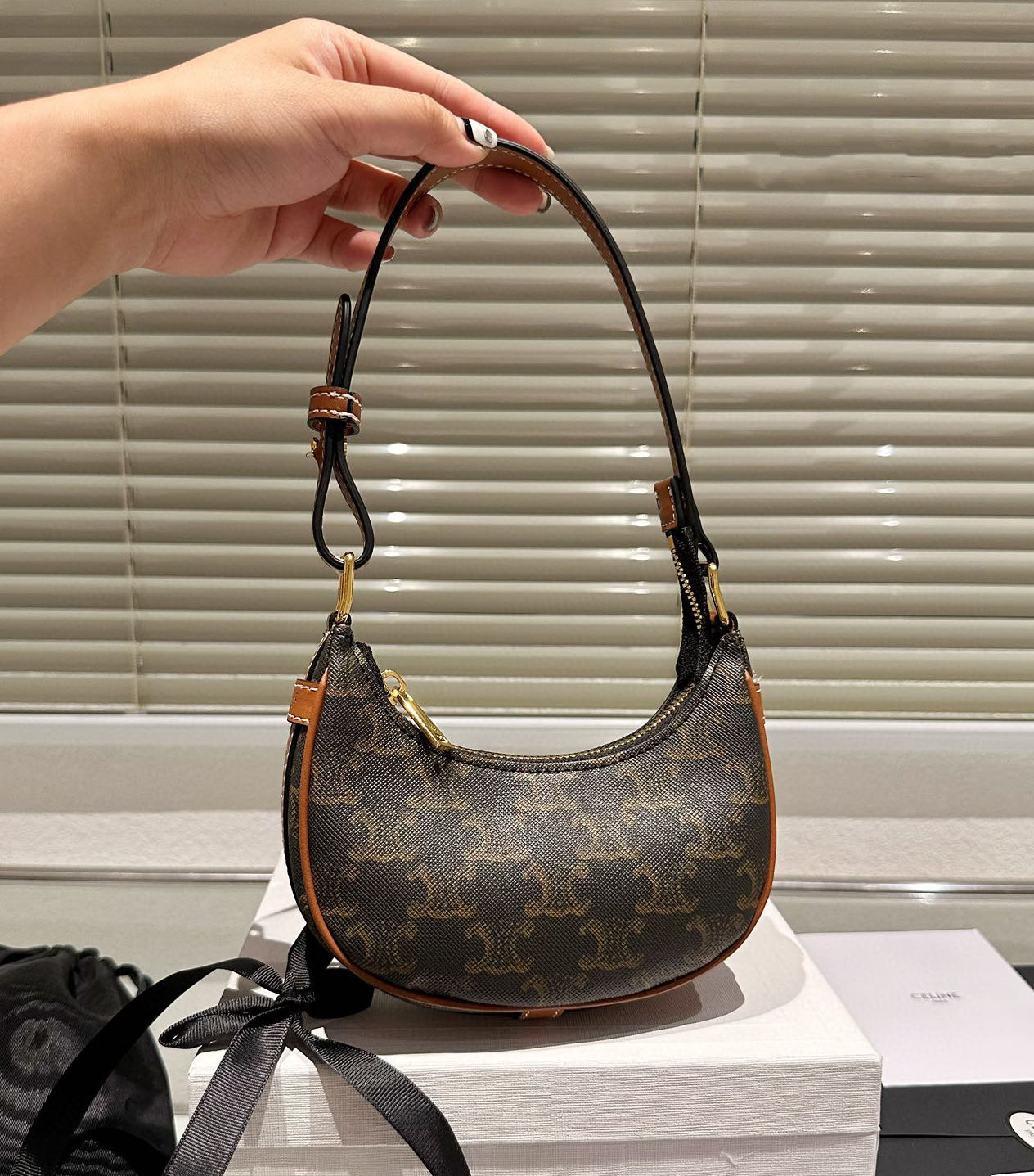 CELINE☆ミニAVA♪トリオンフキャンバスショルダー