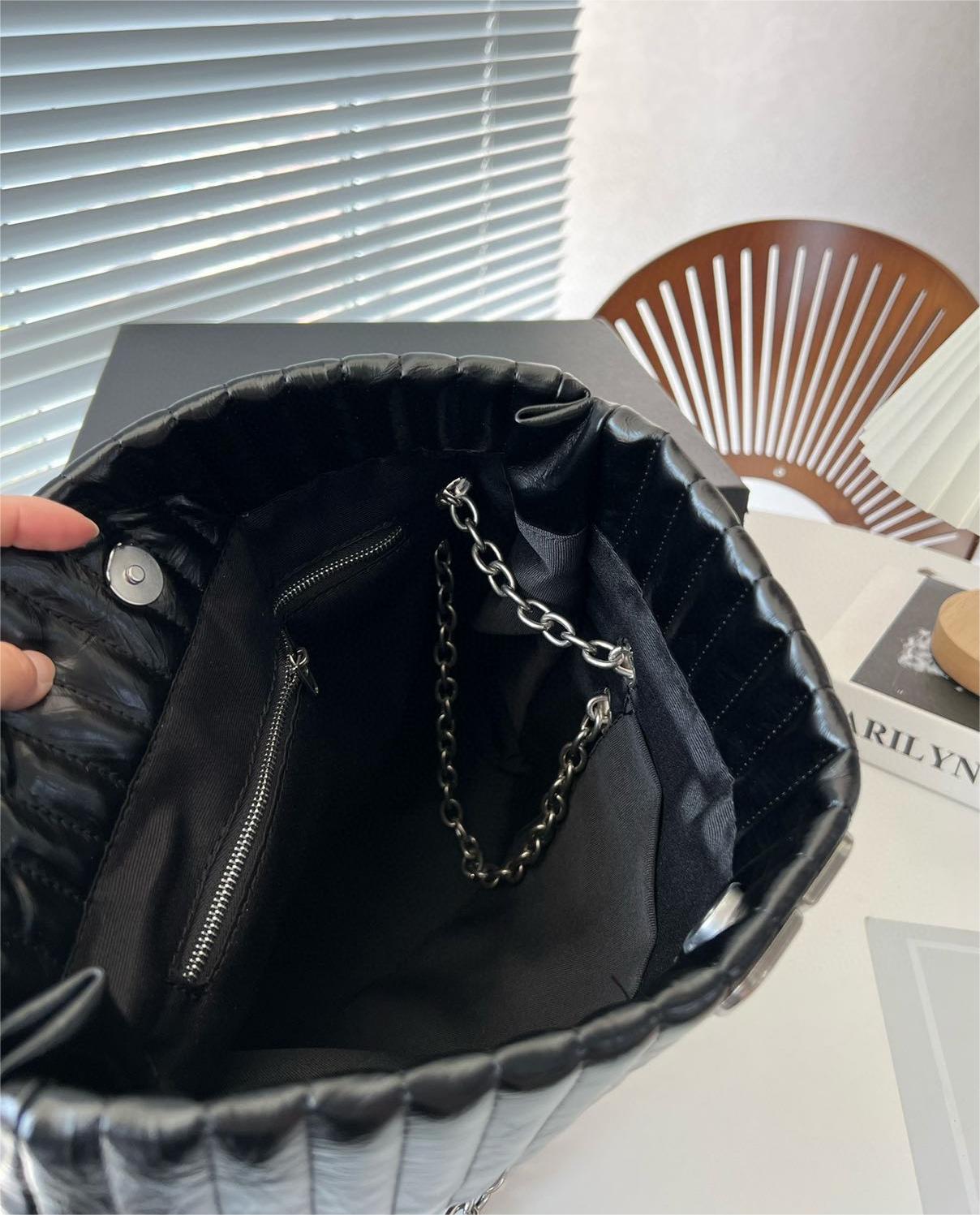 ★BALENCIAGA★チェーンショルダーバッグ