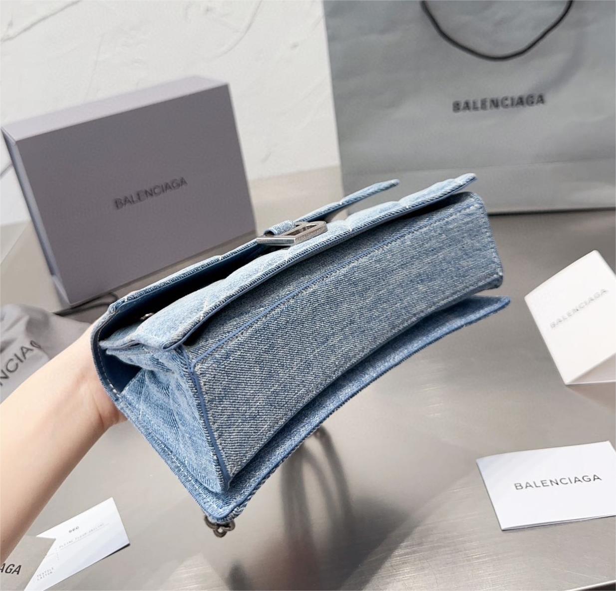 バレンシアガ デニムショルダーバッグ