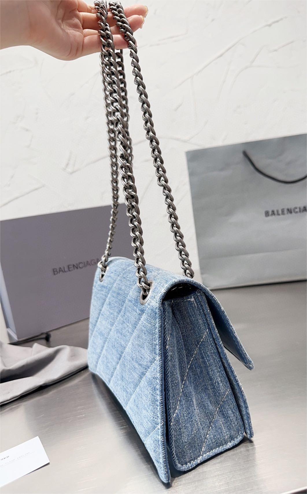 バレンシアガ デニムショルダーバッグ