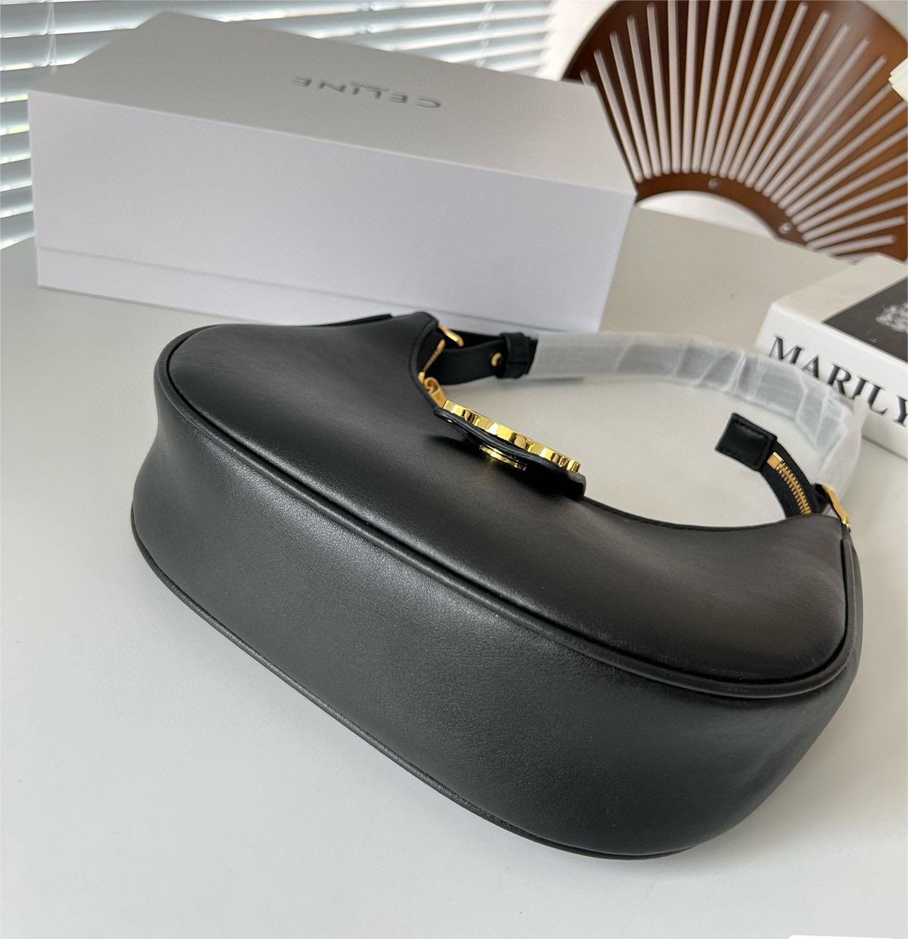 CELINE  ショルダーバッグ