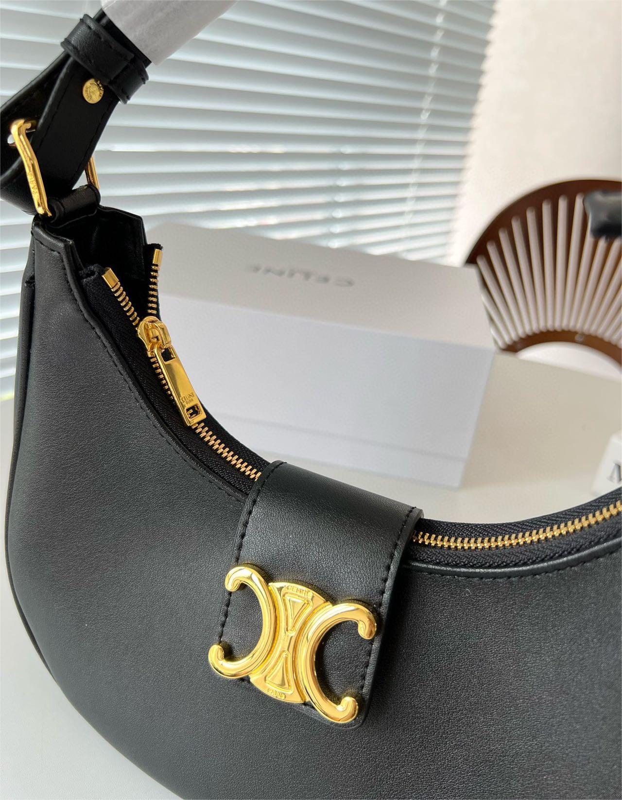 CELINE  ショルダーバッグ