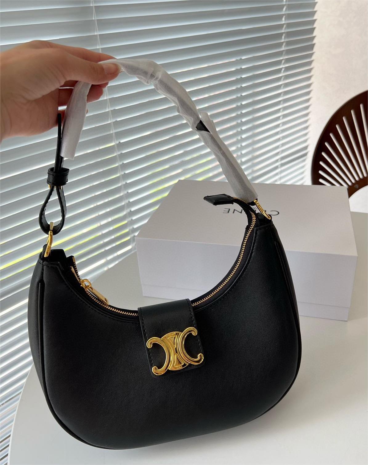 CELINE  ショルダーバッグ