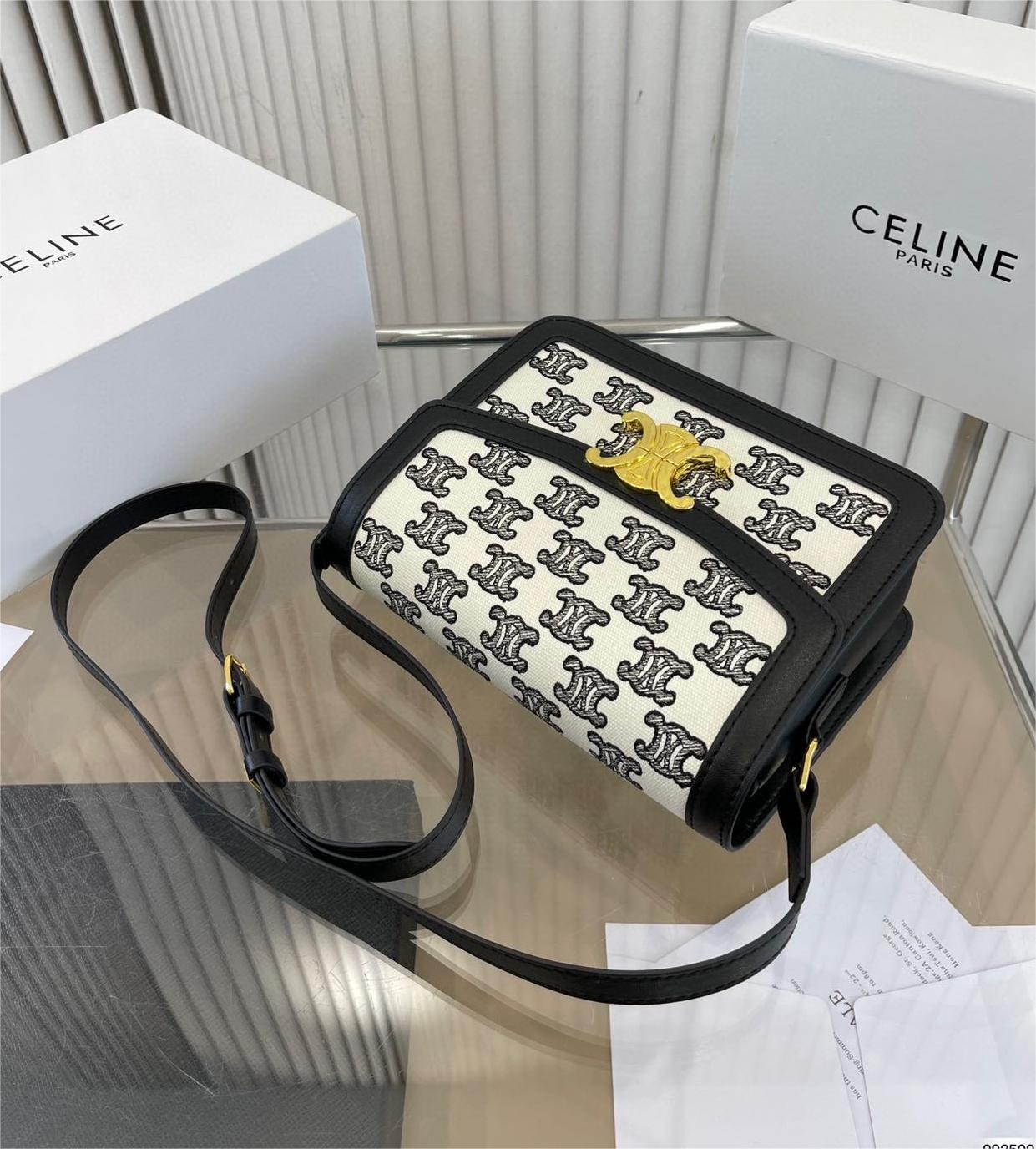 人気CELINE ショルダーバッグ