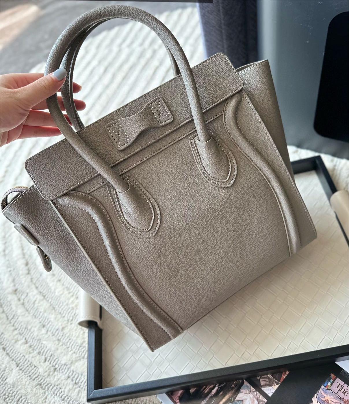 CELINE マイクロ ラゲージ スリ