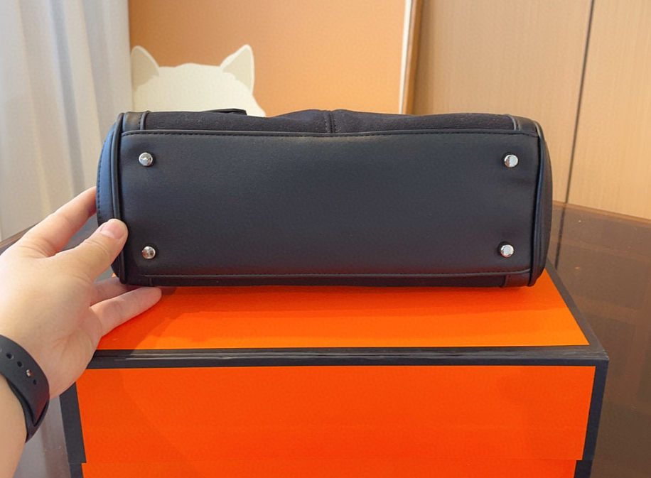 HERMES  ケリー28 ショルダーバッグ
