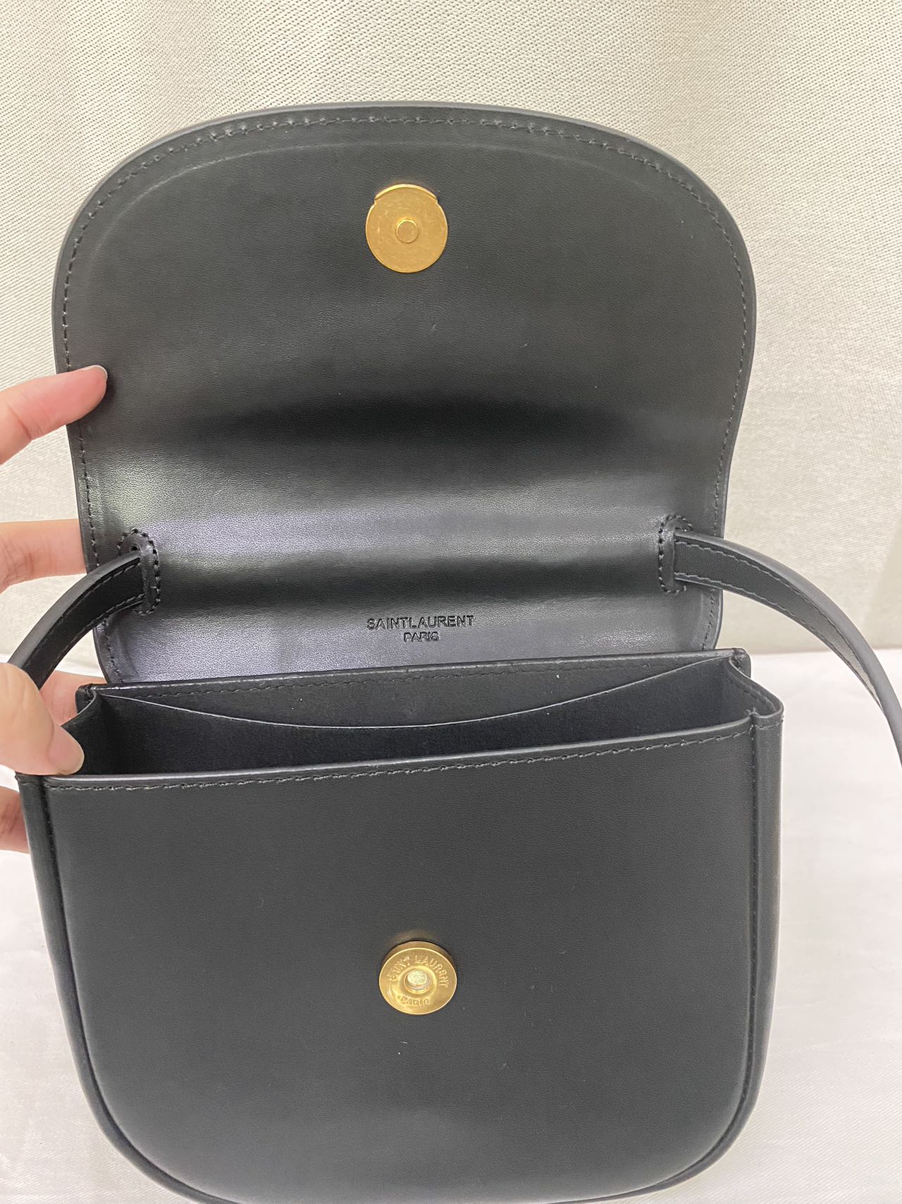 大人気サンローラン  ショルダーバッグ