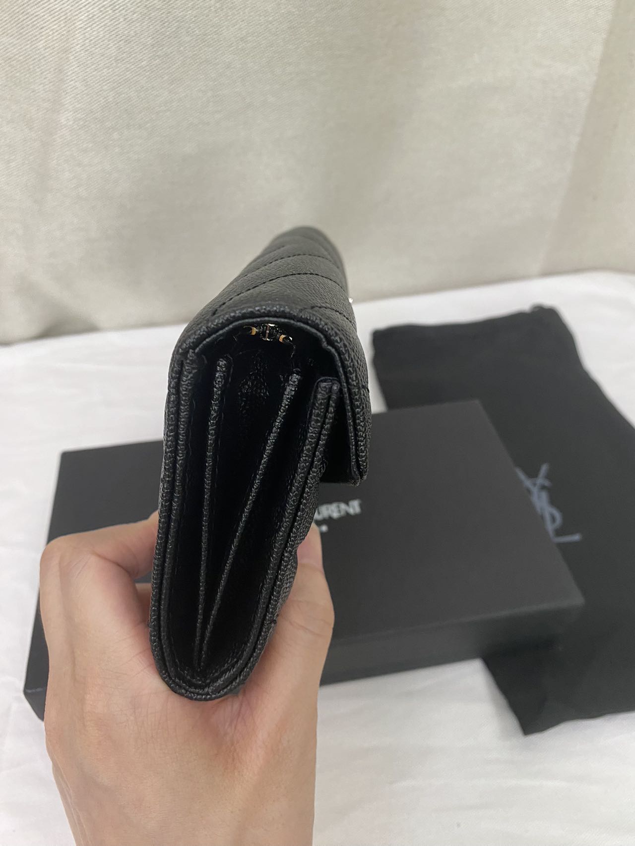 SAINT LAURENT キルティングレター長財布