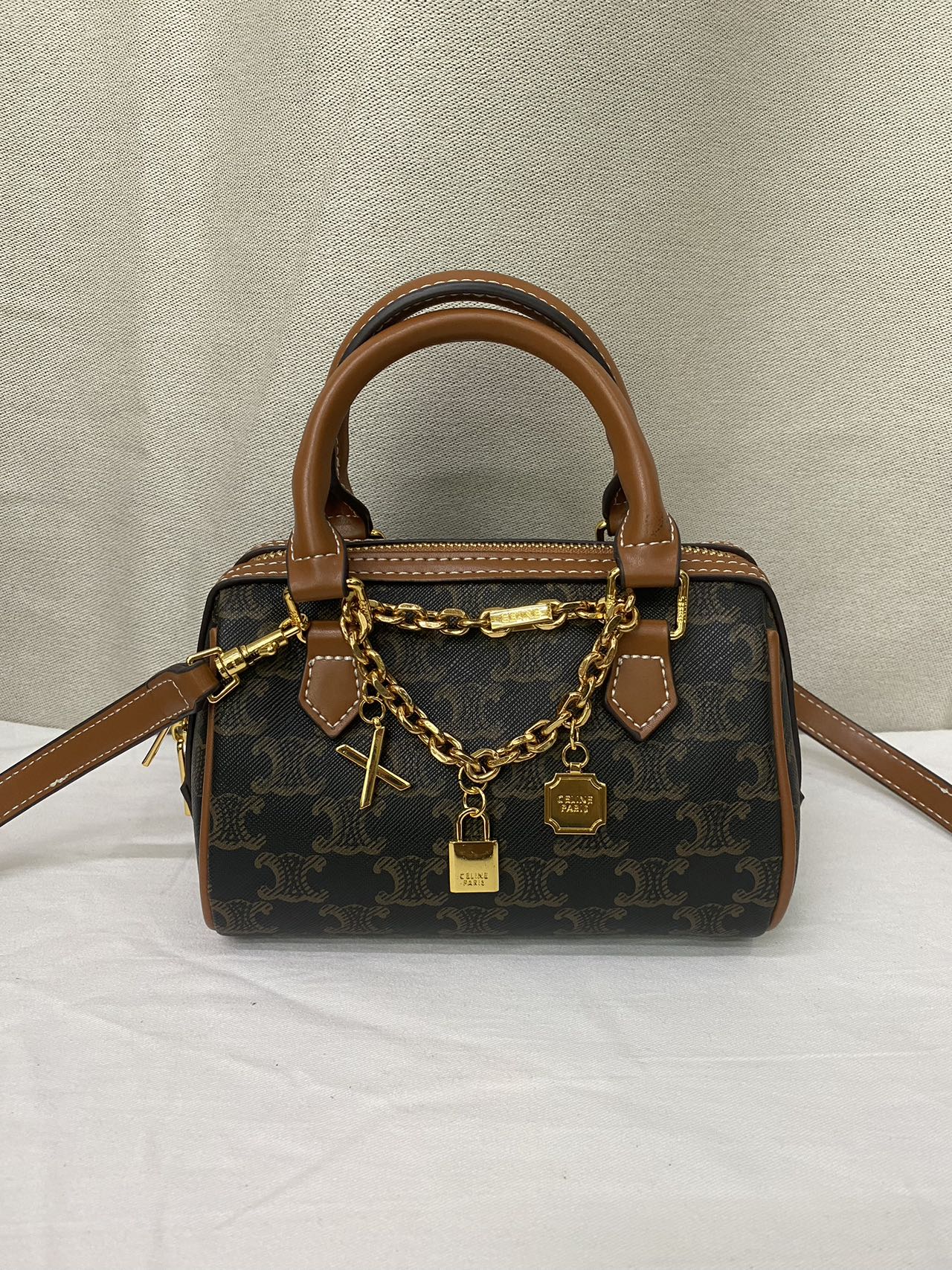 CELINE☆トリオンフキャンバス スモールボストン