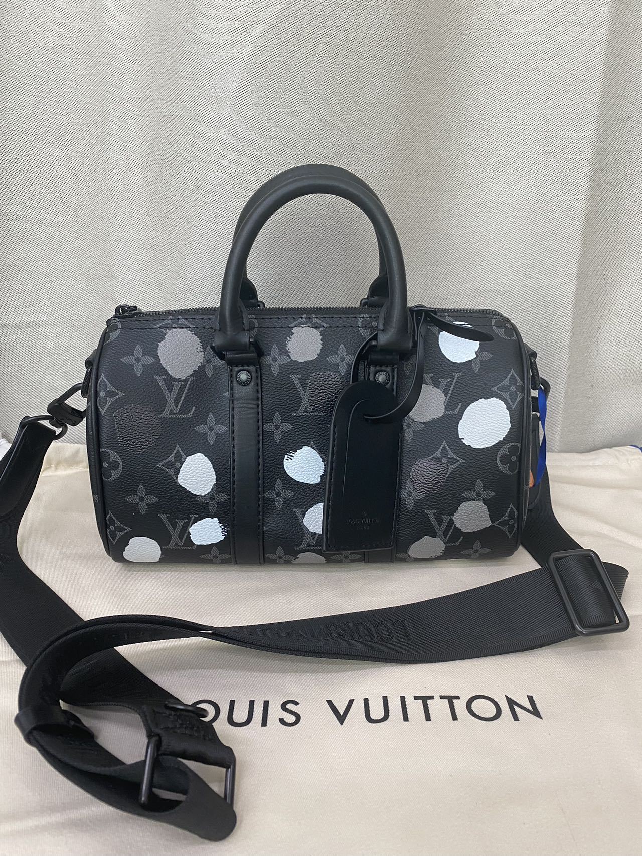LOUIS VUITTON 草間彌生 YK キーポル・バンドリエール 25