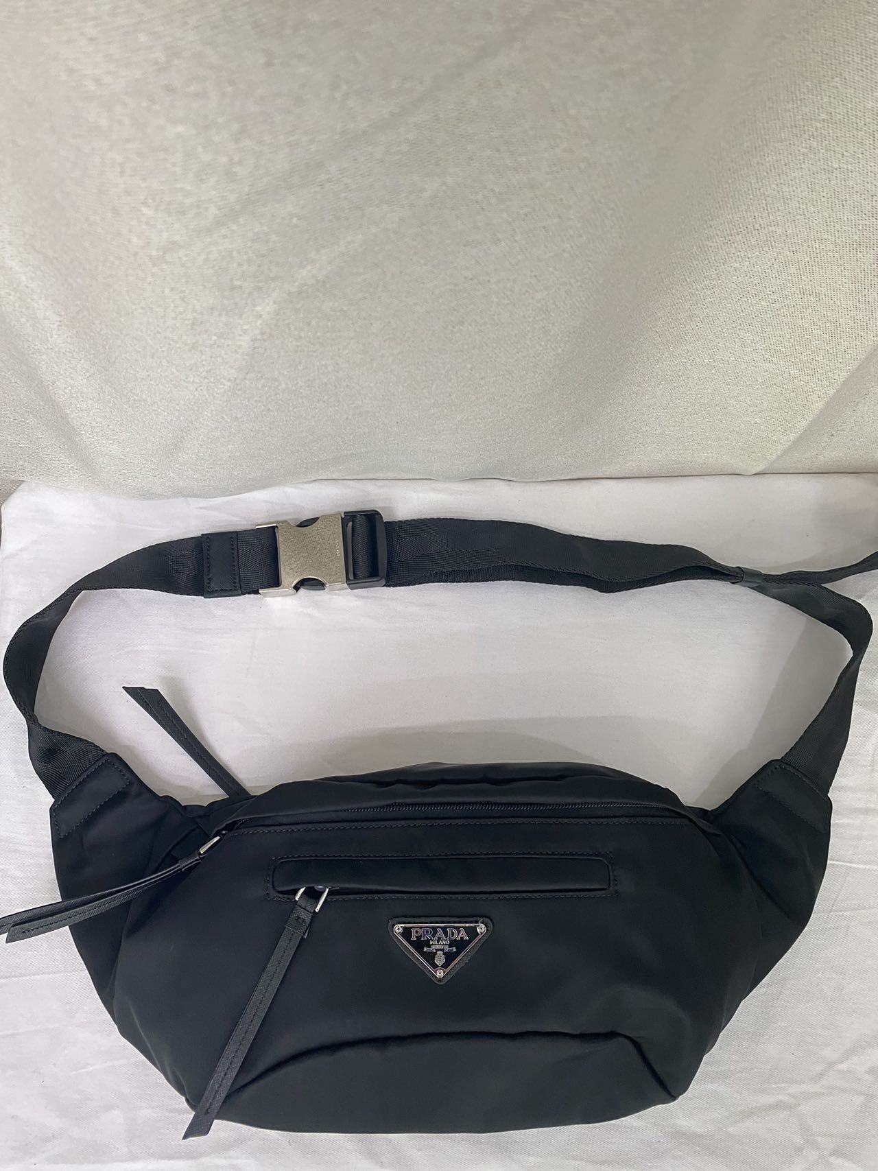 ☆PRADA プラダ ナイロン  ボディーバッグ