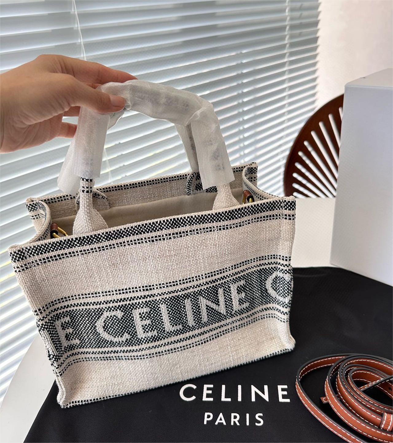 【CELINE】セリーヌ　スモール カバ タイス
